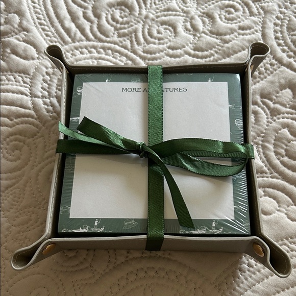 Green and Gray Desk Organizer Gift set with memo pad - Picture 1 of 1